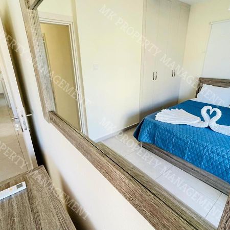 לרנקה Milos City Center Apts No.34 מראה חיצוני תמונה