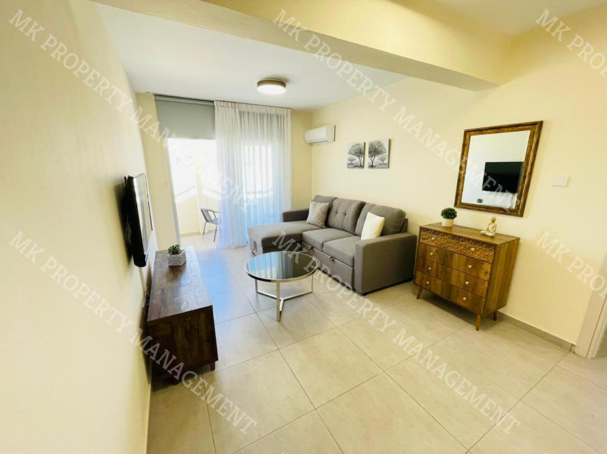 לרנקה Milos City Center Apts No.34 מראה חיצוני תמונה