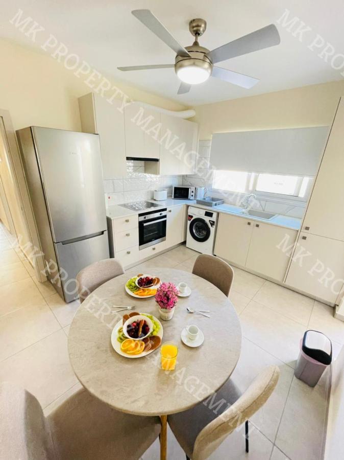 לרנקה Milos City Center Apts No.34 מראה חיצוני תמונה